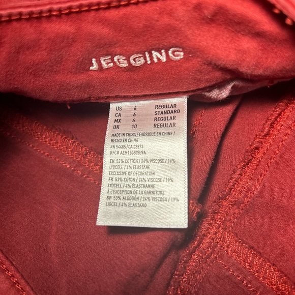 Red American Eagle Jeggings - Picture 4 of 4